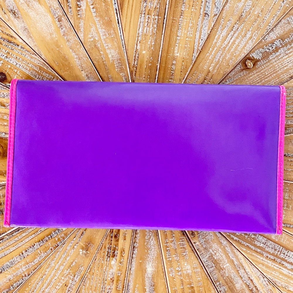 NWOT Shoe Dazzle Purple & Pink Patent Faux Leather Envelope Clutch - Picture 5 of 9